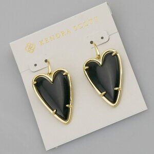 Kendra Scott Gold Heart Drop Earrings✨